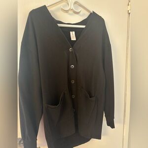 Smash and Tess cardigan black size medium